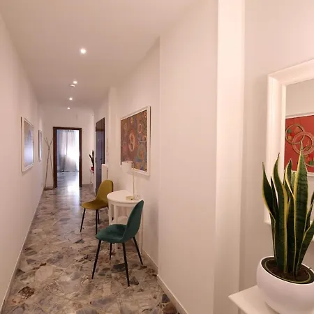 Cavour & Savoia Maison d'hôtes Bari