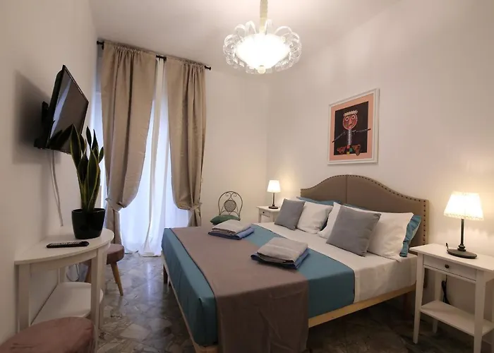 Cavour & Savoia Casa de hóspedes *